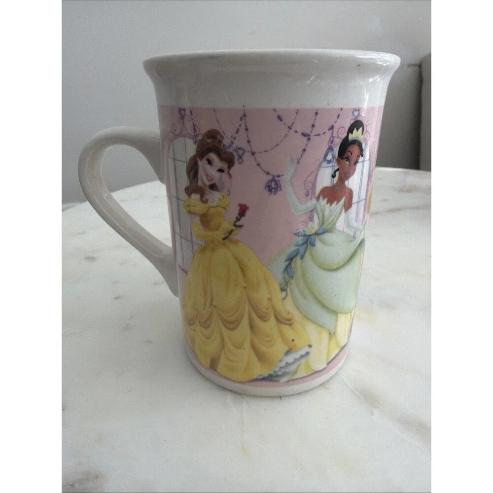 Disney Princess Ceramic Mug‎ 2011 Belle Cinderella Aurora Tiana Rapunzel Pink